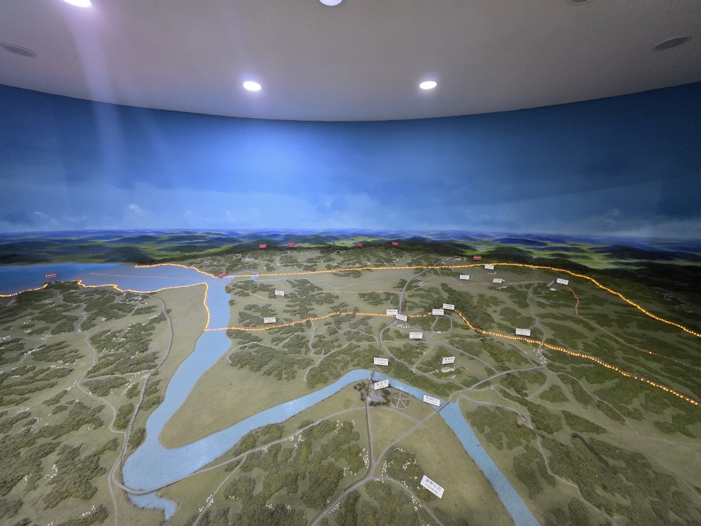 b60fea73b53d4449d3a4f1a6a5f43c82_1760855