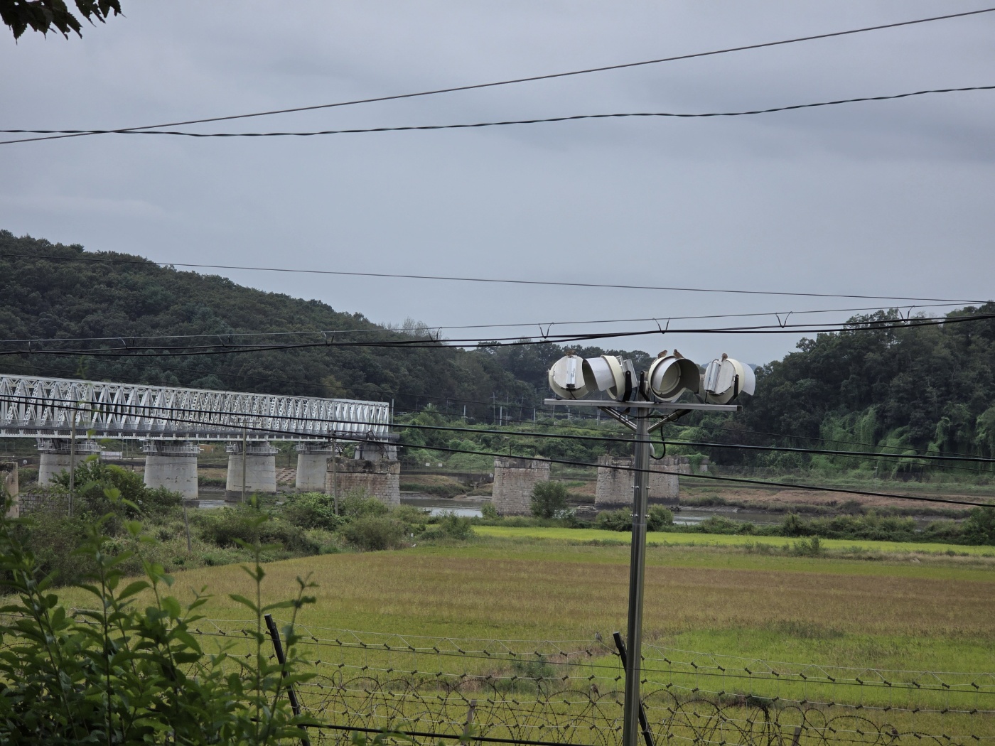 b60fea73b53d4449d3a4f1a6a5f43c82_1760855