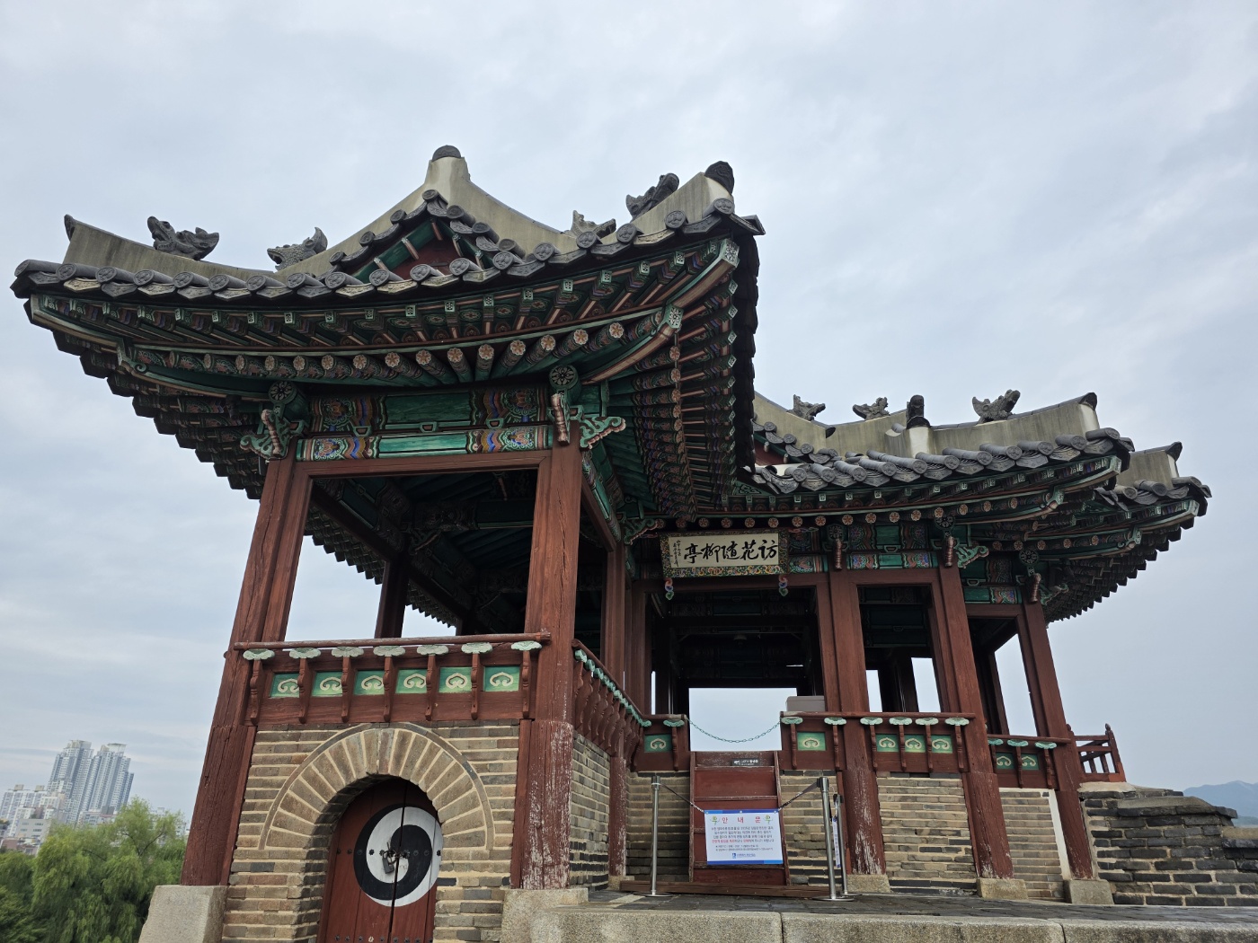 d71096781fb663f1ac81c704c87da71a_1760259